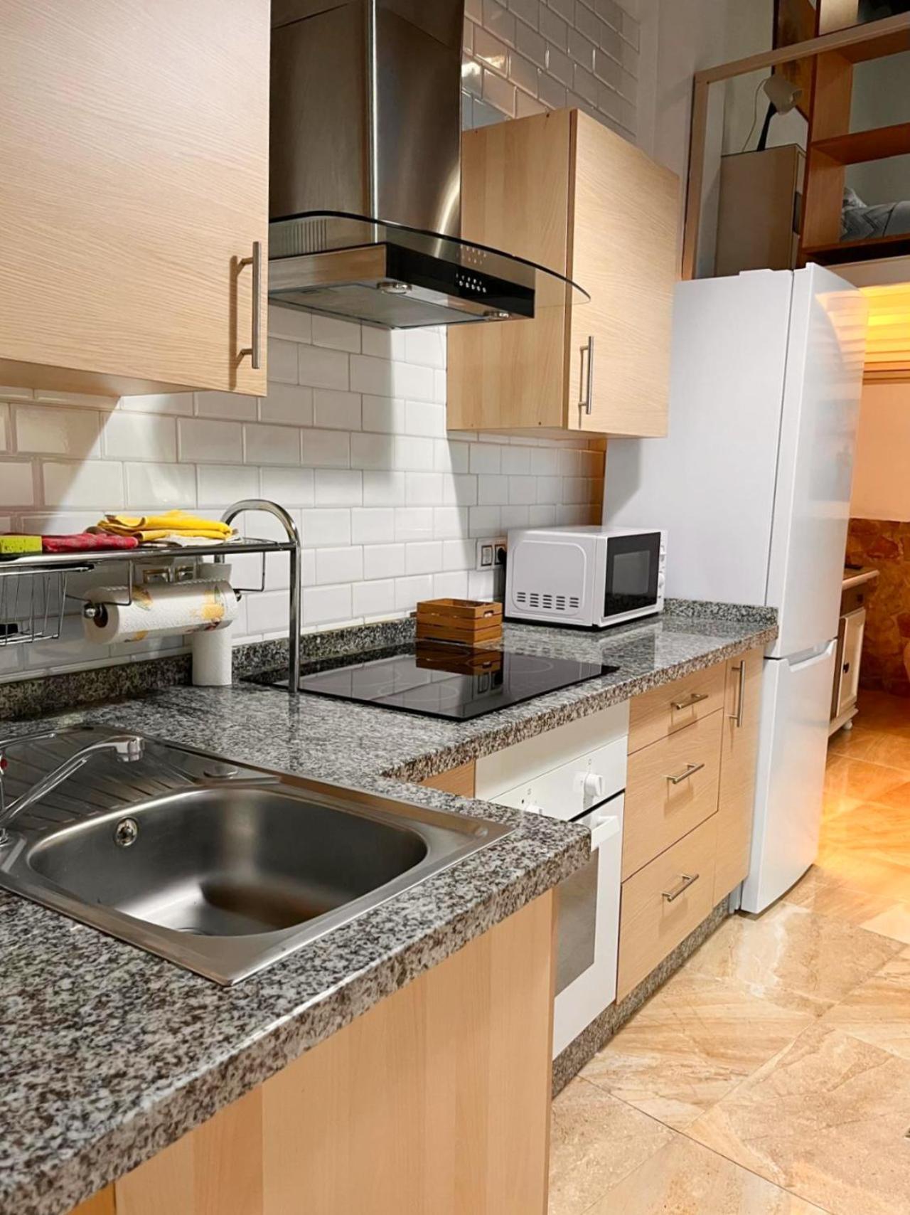 Inhome Central Studio Montilla Esterno foto